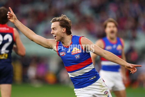 AFL 2025 Round 22 - Melbourne v Western Bulldogs - A-61275400