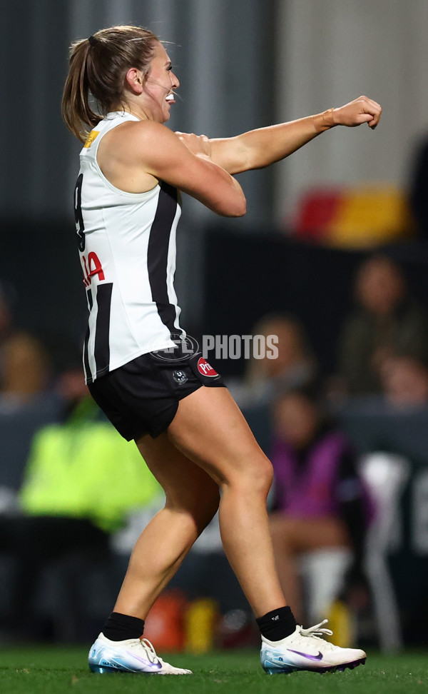 AFLW 2025 Round 01 - Carlton v Collingwood - A-61331151