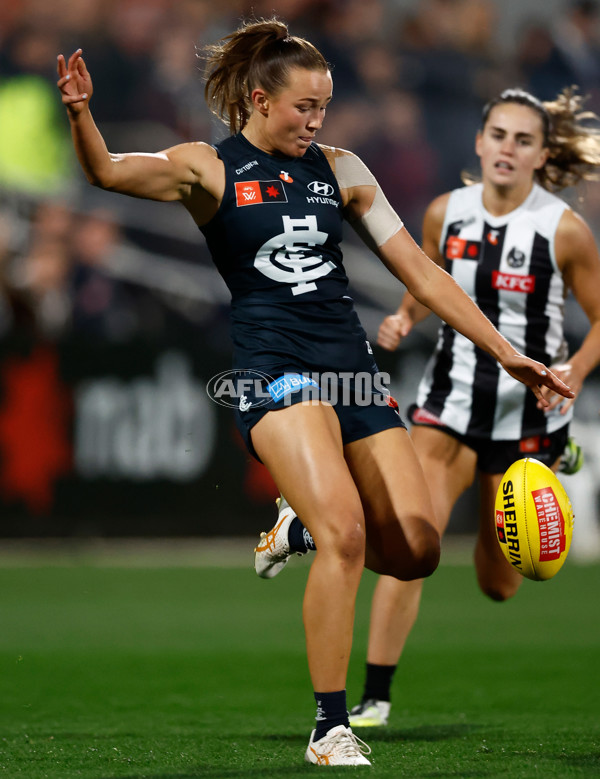 AFLW 2025 Round 01 - Carlton v Collingwood - A-61331209