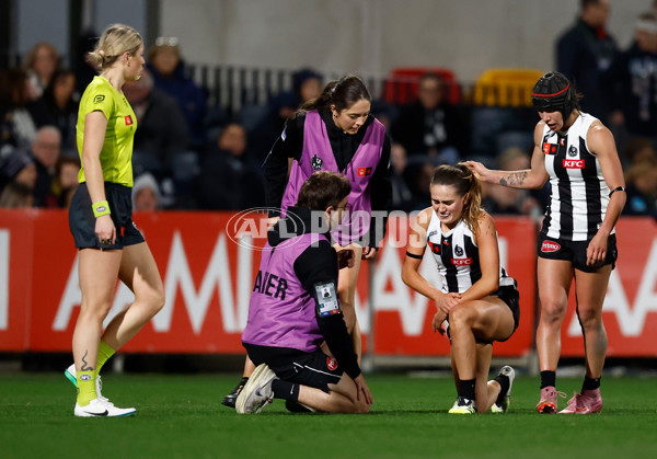 AFLW 2025 Round 01 - Carlton v Collingwood - A-61331874