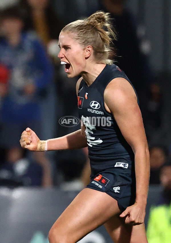 AFLW 2025 Round 01 - Carlton v Collingwood - A-61331897