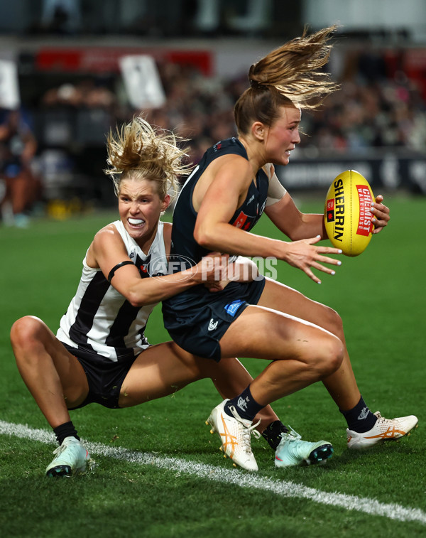 AFLW 2025 Round 01 - Carlton v Collingwood - A-61337252
