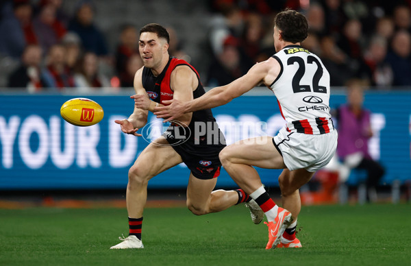 AFL 2025 Round 23 - Essendon v St Kilda - A-61375380