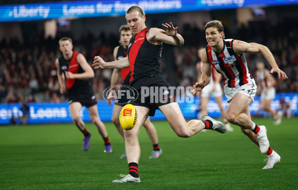 AFL 2025 Round 23 - Essendon v St Kilda - A-61379493