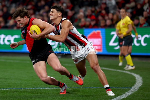 AFL 2025 Round 23 - Essendon v St Kilda - A-61382463