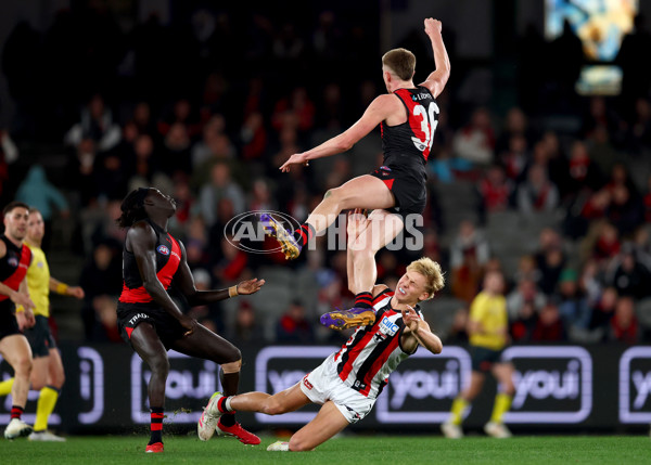 AFL 2025 Round 23 - Essendon v St Kilda - A-61386211
