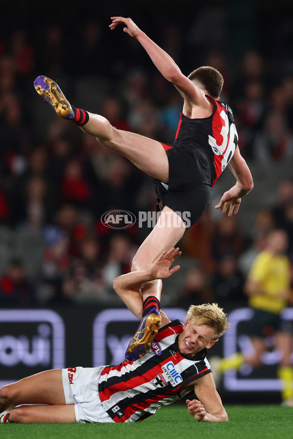 AFL 2025 Round 23 - Essendon v St Kilda - A-61386212