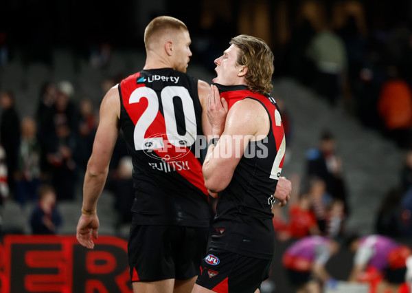 AFL 2025 Round 23 - Essendon v St Kilda - A-61389071