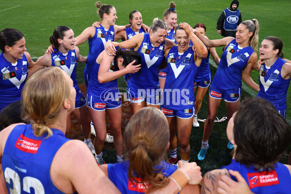 AFLW 2025 Round 01 - Geelong v North Melbourne - A-61421217