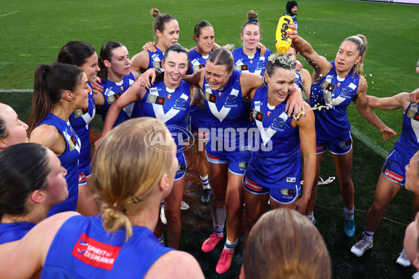 AFLW 2025 Round 01 - Geelong v North Melbourne - A-61421219