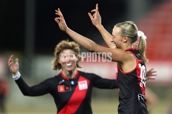 AFLW 2025 Round 01 - GWS v Essendon - A-61426907