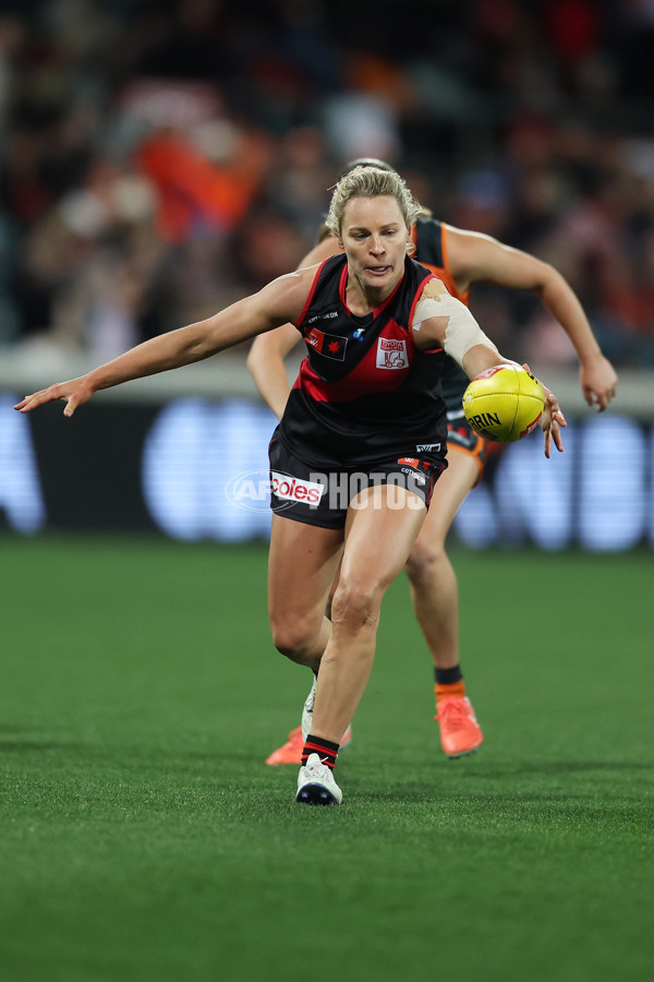 AFLW 2025 Round 01 - GWS v Essendon - A-61429708