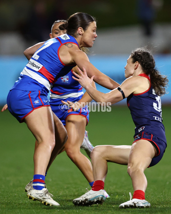 AFLW 2025 Round 01 - Western Bulldogs v Melbourne - A-61432619