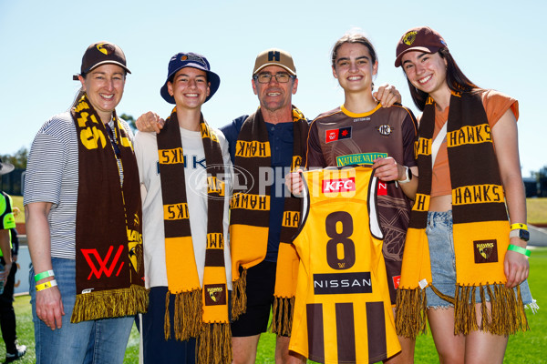 AFLW 2025 Round 01 - Brisbane v Hawthorn - A-61458799