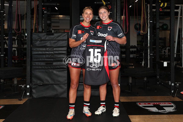 AFLW 2025 Round 01 - St Kilda v Adelaide - A-61464210