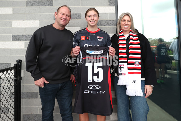 AFLW 2025 Round 01 - St Kilda v Adelaide - A-61464219