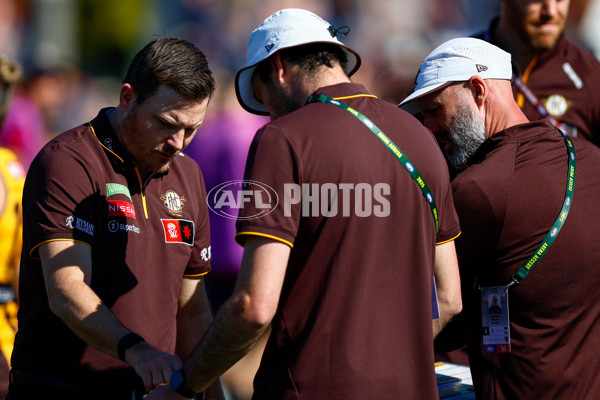 AFLW 2025 Round 01 - Brisbane v Hawthorn - A-61469018