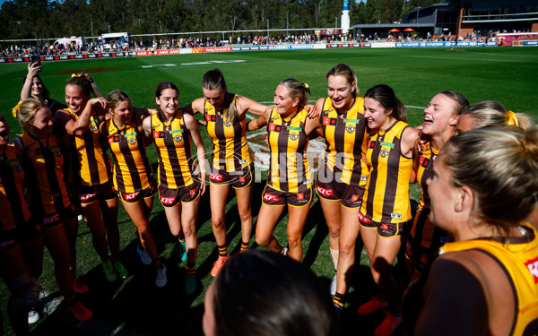 AFLW 2025 Round 01 - Brisbane v Hawthorn - A-61474621