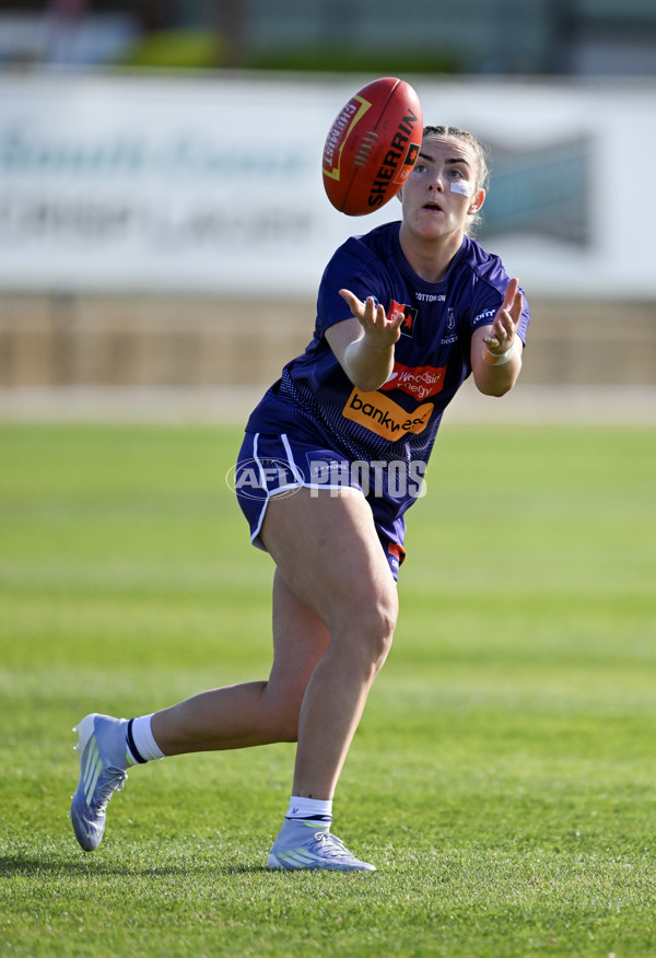 AFLW 2025 Round 01 - Port Adelaide v Fremantle - A-61482848