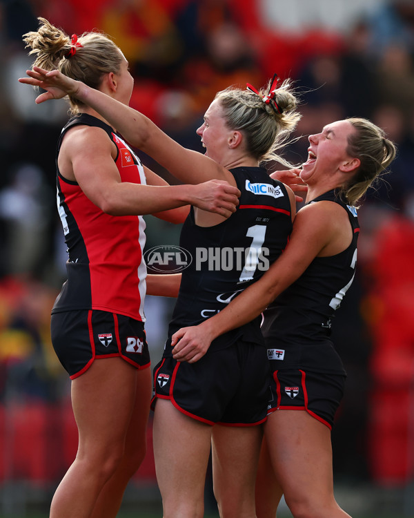 AFLW 2025 Round 01 - St Kilda v Adelaide - A-61498426