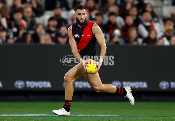 AFL 2025 Round 24 - Essendon v Carlton - A-61626350