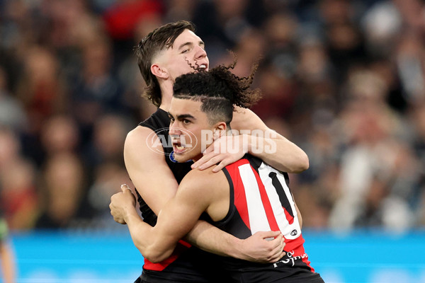 AFL 2025 Round 24 - Essendon v Carlton - A-61628983