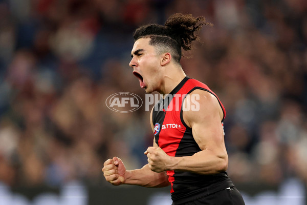 AFL 2025 Round 24 - Essendon v Carlton - A-61629377