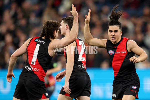 AFL 2025 Round 24 - Essendon v Carlton - A-61631414