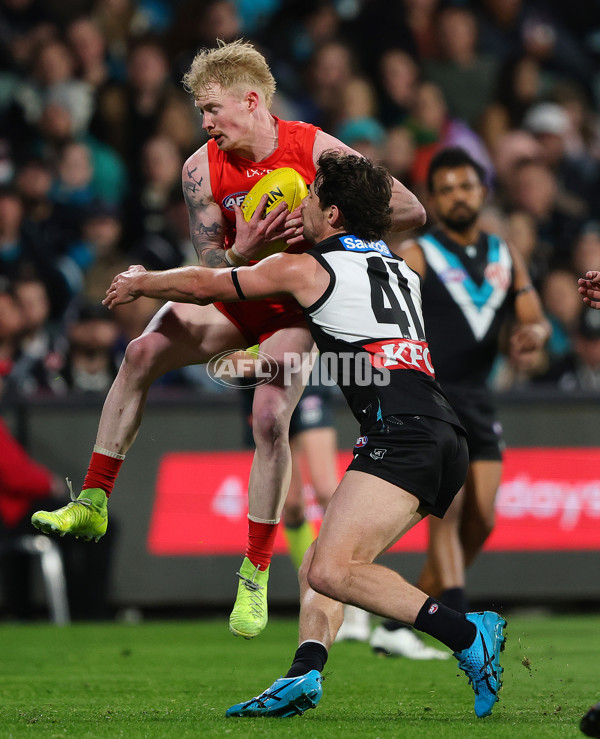 AFL 2025 Round 24 - Port Adelaide v Gold Coast - A-61649654
