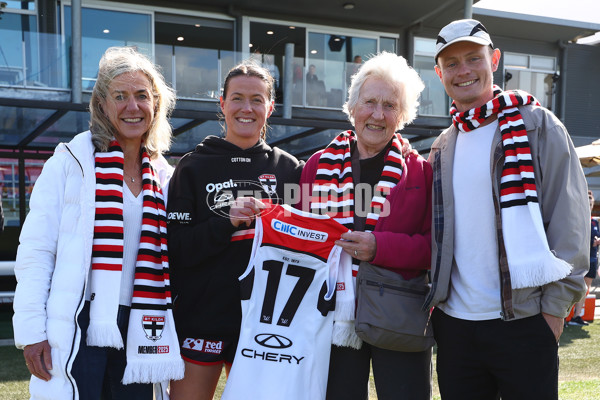 AFLW 2025 Round 02 - Melbourne v St Kilda - A-61668761