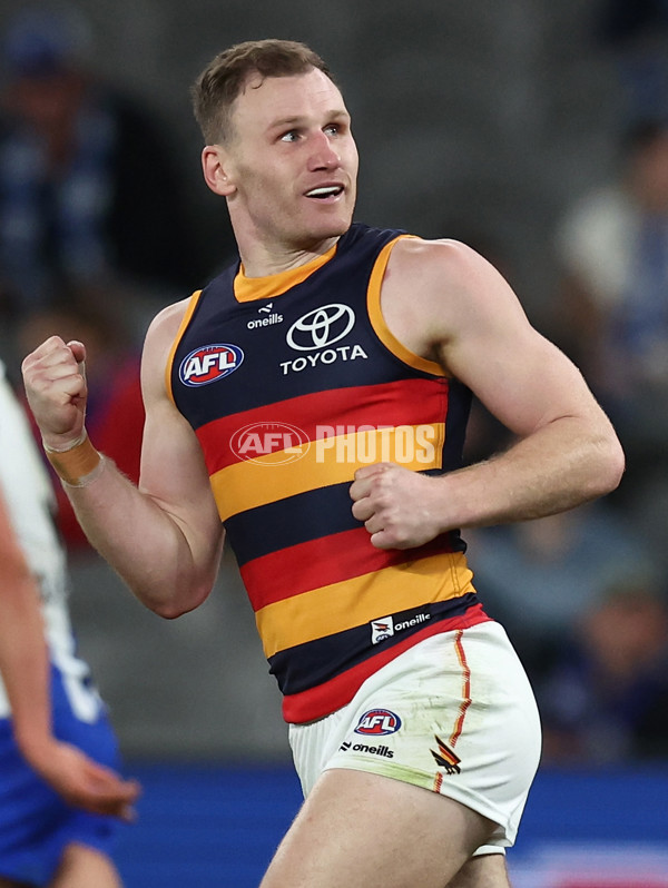 AFL 2025 Round 24 - North Melbourne v Adelaide - A-61671023