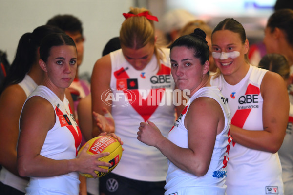 AFLW 2025 Round 02 - Gold Coast v Sydney - A-61673367