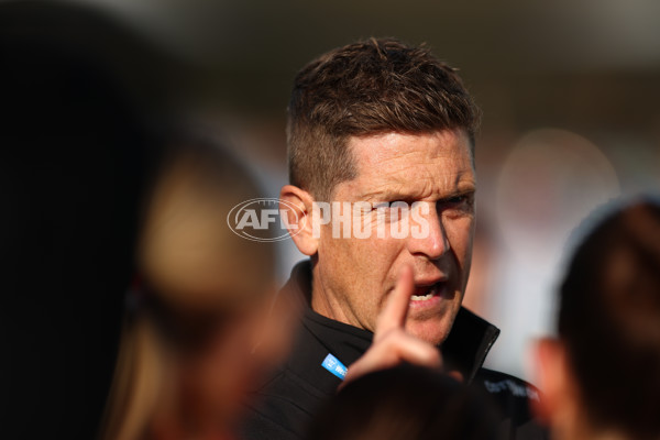 AFLW 2025 Round 02 - Melbourne v St Kilda - A-61675936