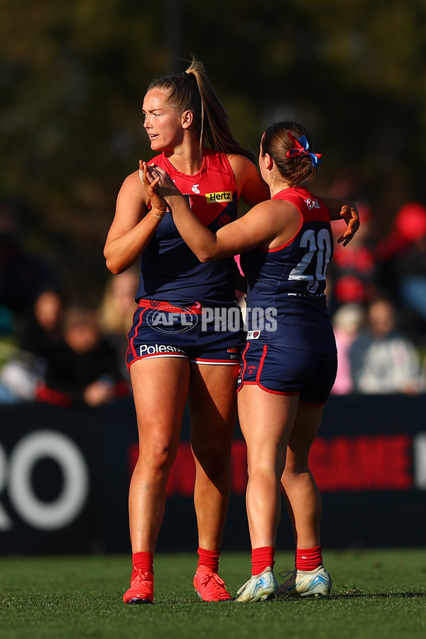 AFLW 2025 Round 02 - Melbourne v St Kilda - A-61678459