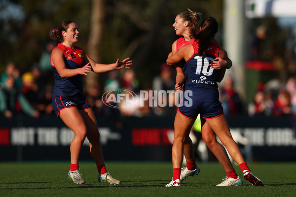 AFLW 2025 Round 02 - Melbourne v St Kilda - A-61678473