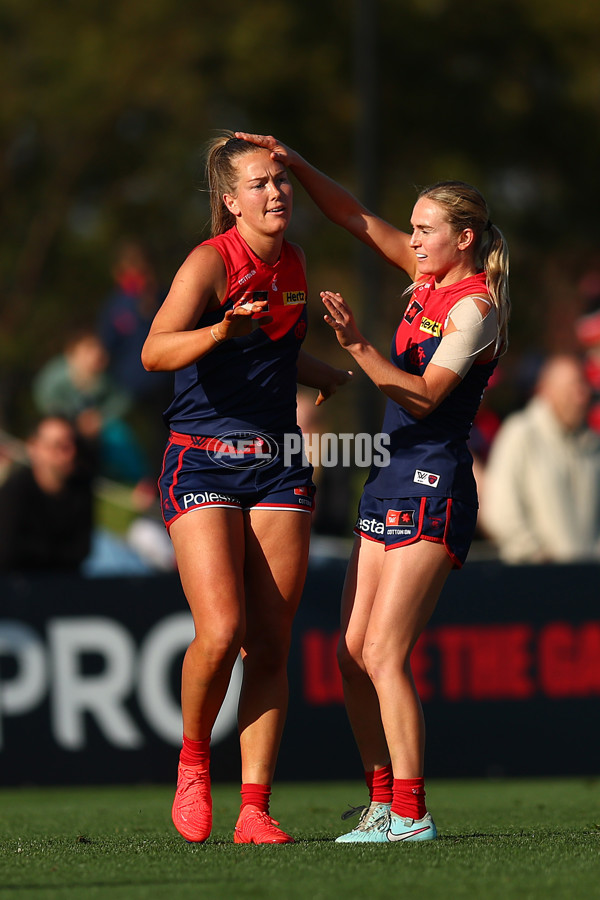 AFLW 2025 Round 02 - Melbourne v St Kilda - A-61680045