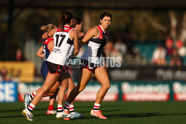 AFLW 2025 Round 02 - Melbourne v St Kilda - A-61682730