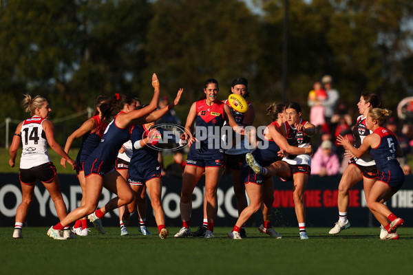 AFLW 2025 Round 02 - Melbourne v St Kilda - A-61682737