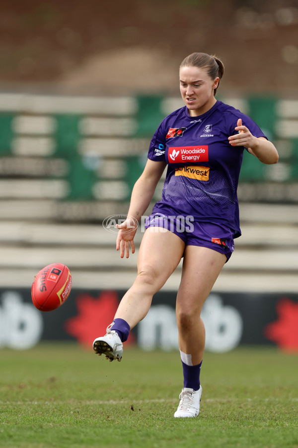 AFLW 2025 Round 02 - Fremantle v Brisbane - A-61684046