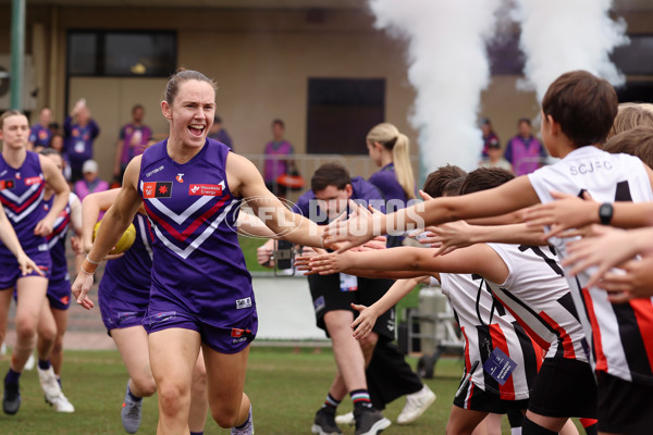 AFLW 2025 Round 02 - Fremantle v Brisbane - A-61685734