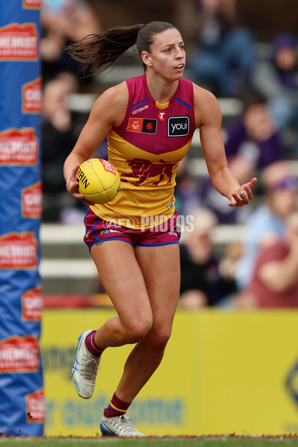 AFLW 2025 Round 02 - Fremantle v Brisbane - A-61687436
