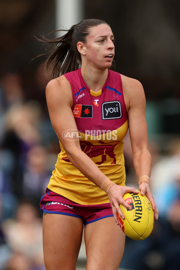 AFLW 2025 Round 02 - Fremantle v Brisbane - A-61688233