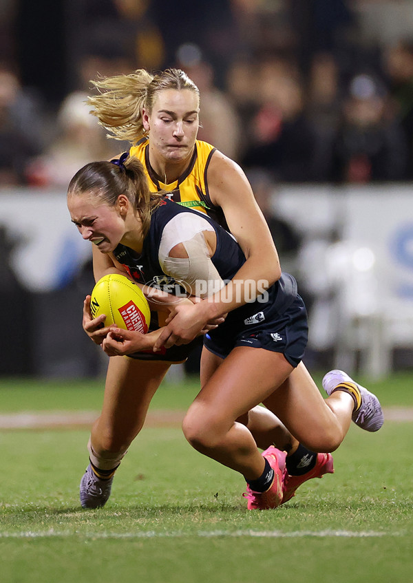AFLW 2025 Round 02 - Hawthorn v Carlton - A-61695741