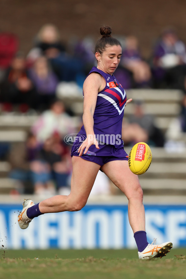 AFLW 2025 Round 02 - Fremantle v Brisbane - A-61695742