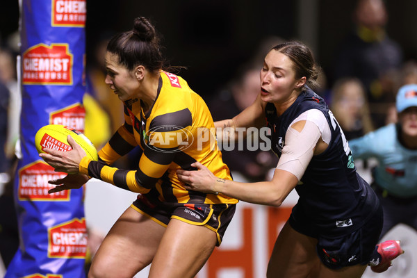 AFLW 2025 Round 02 - Hawthorn v Carlton - A-61697473