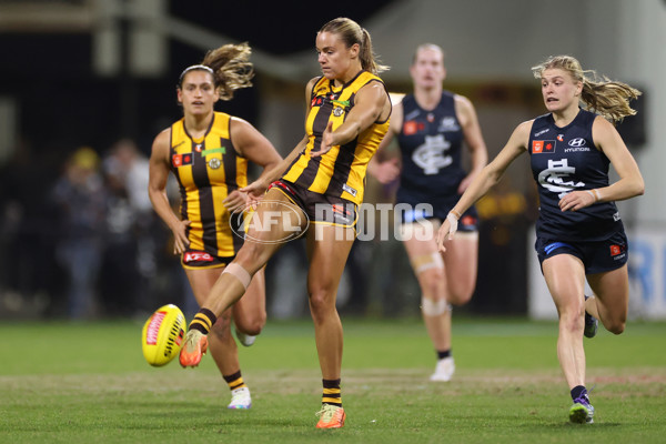 AFLW 2025 Round 02 - Hawthorn v Carlton - A-61697555