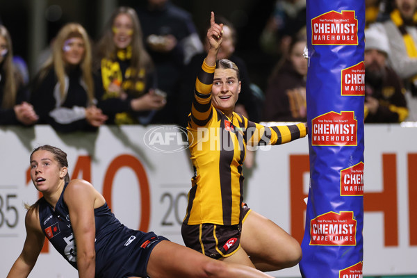 AFLW 2025 Round 02 - Hawthorn v Carlton - A-61698387