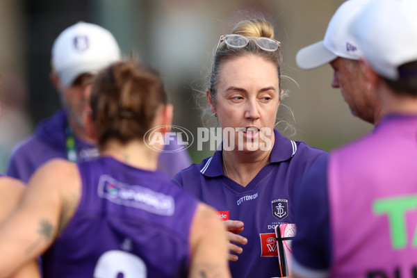 AFLW 2025 Round 02 - Fremantle v Brisbane - A-61702675