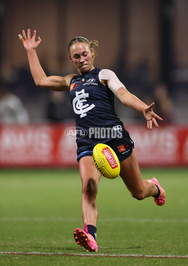 AFLW 2025 Round 02 - Hawthorn v Carlton - A-61706428