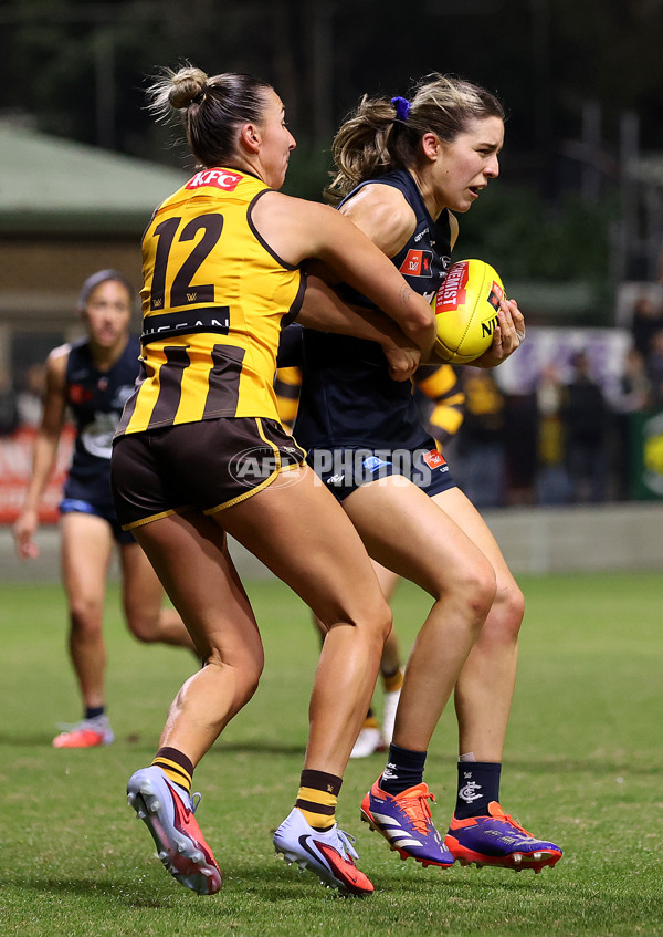 AFLW 2025 Round 02 - Hawthorn v Carlton - A-61706448